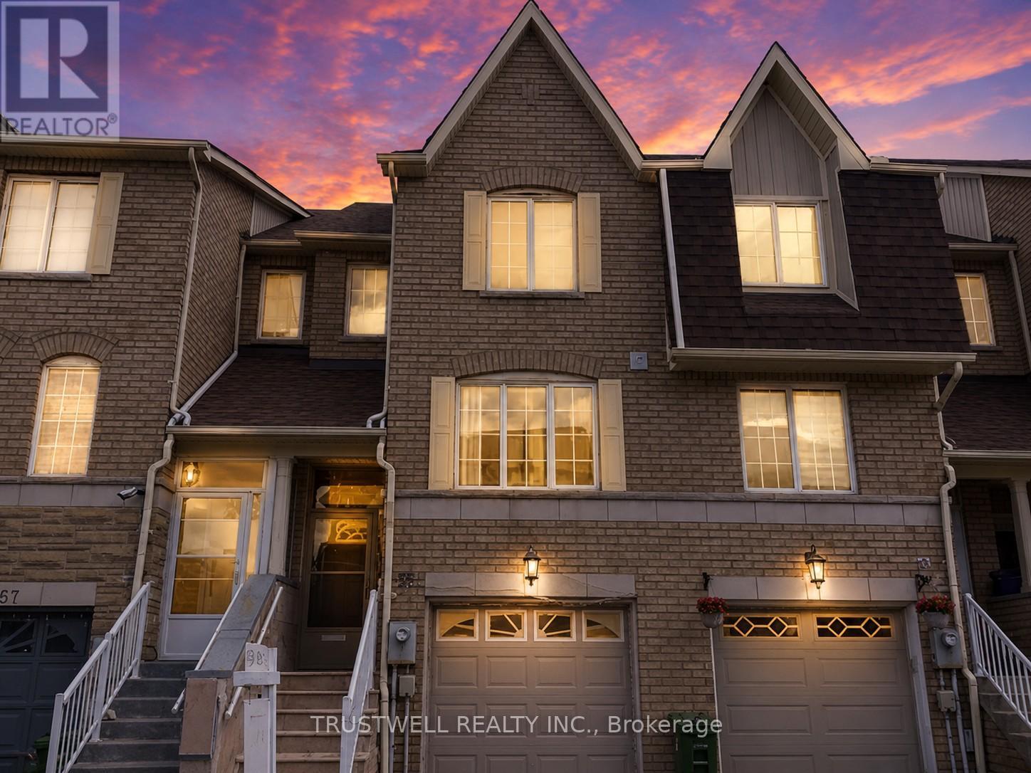 Townhouse at 55 NORMAN WESLEY WAY, Toronto (Downsview-Roding-CFB)