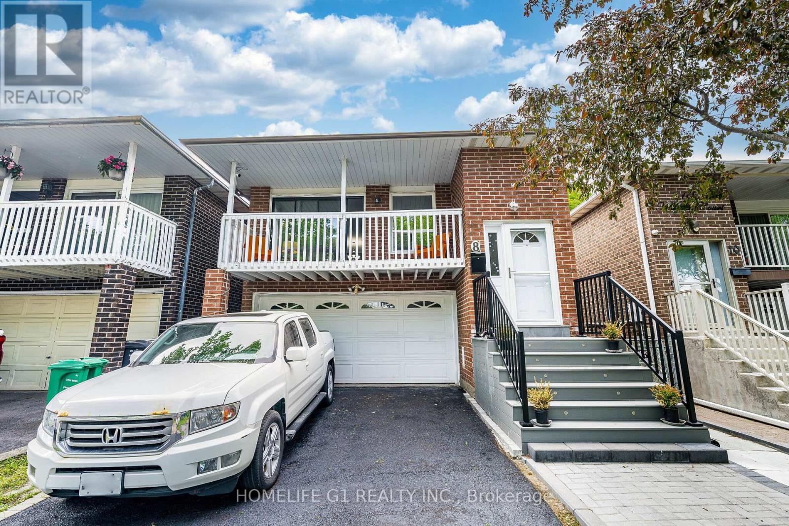 Detached at 8 HOLGATE COURT, Brampton