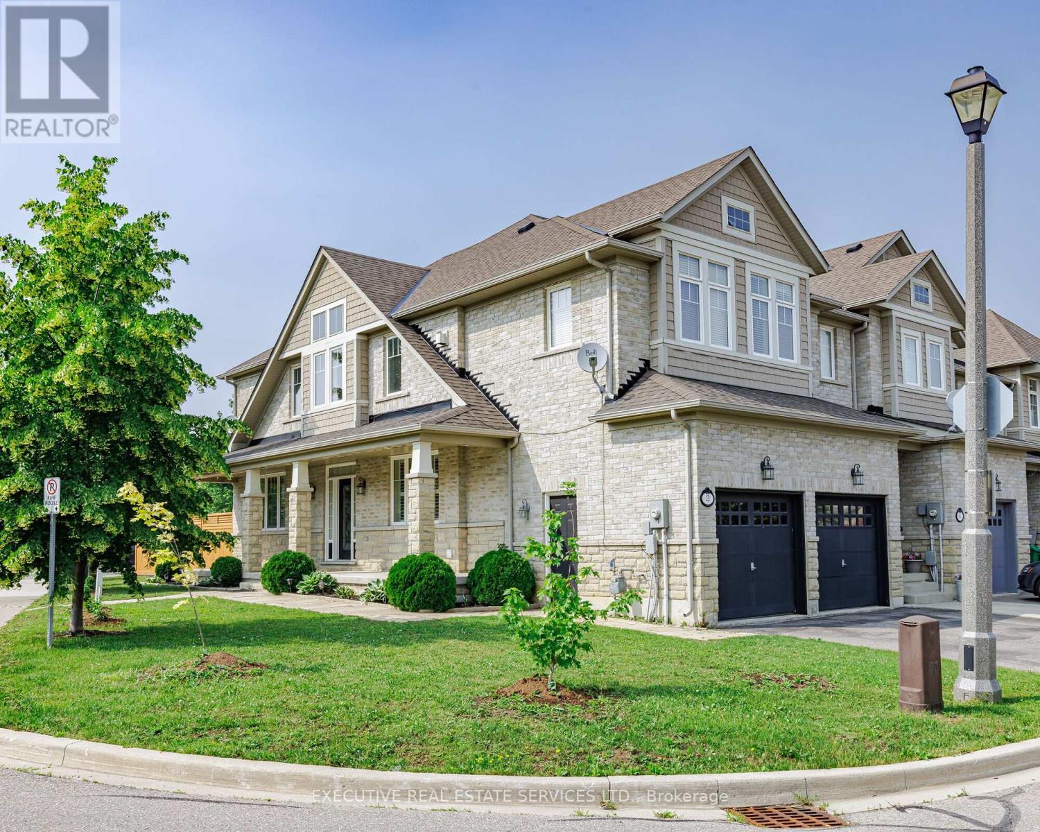 Townhouse at 2 NECTARLANE AVENUE, Caledon