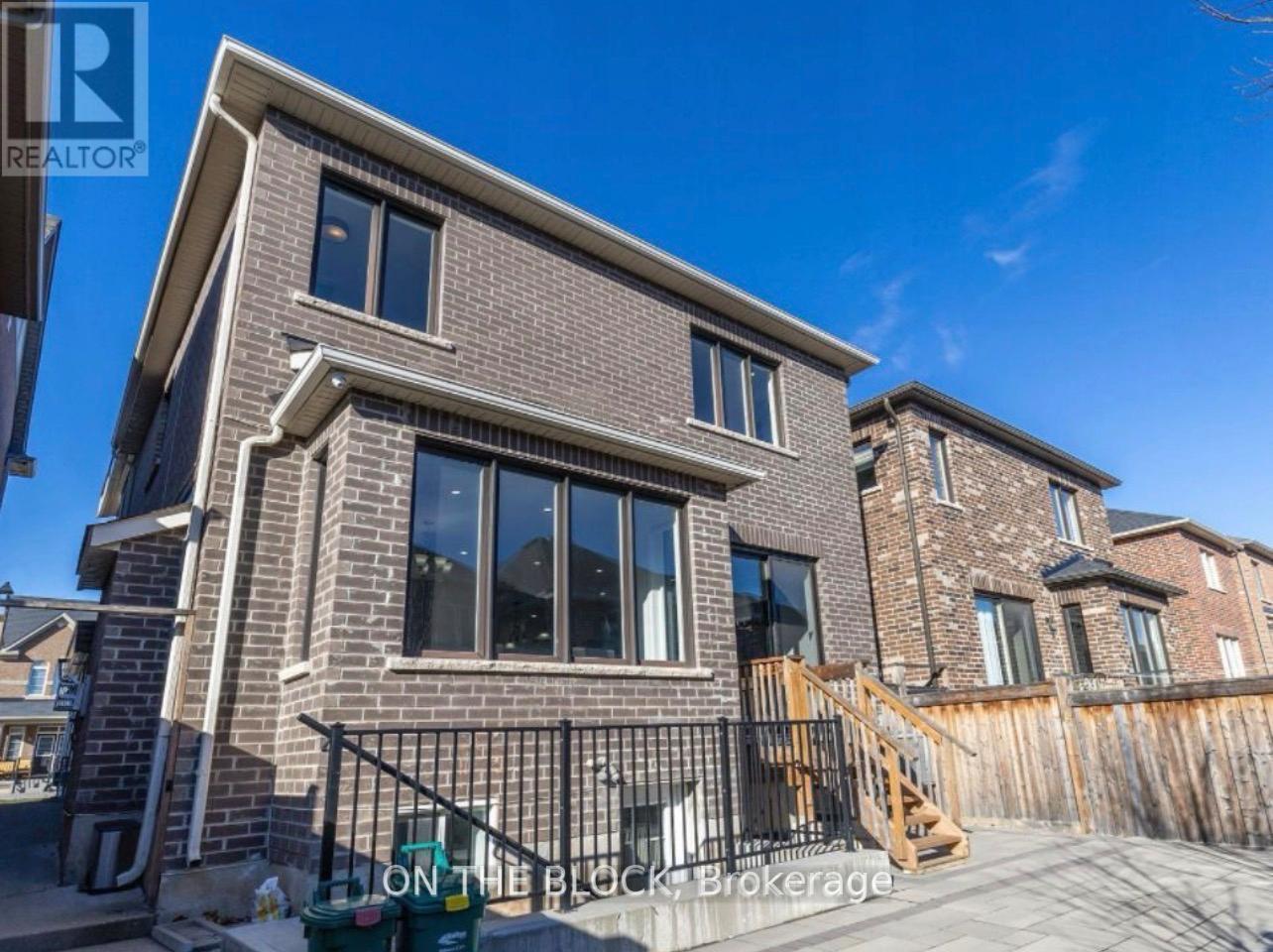 Detached at 362 NORTH PARK BLVD BOULEVARD, Oakville