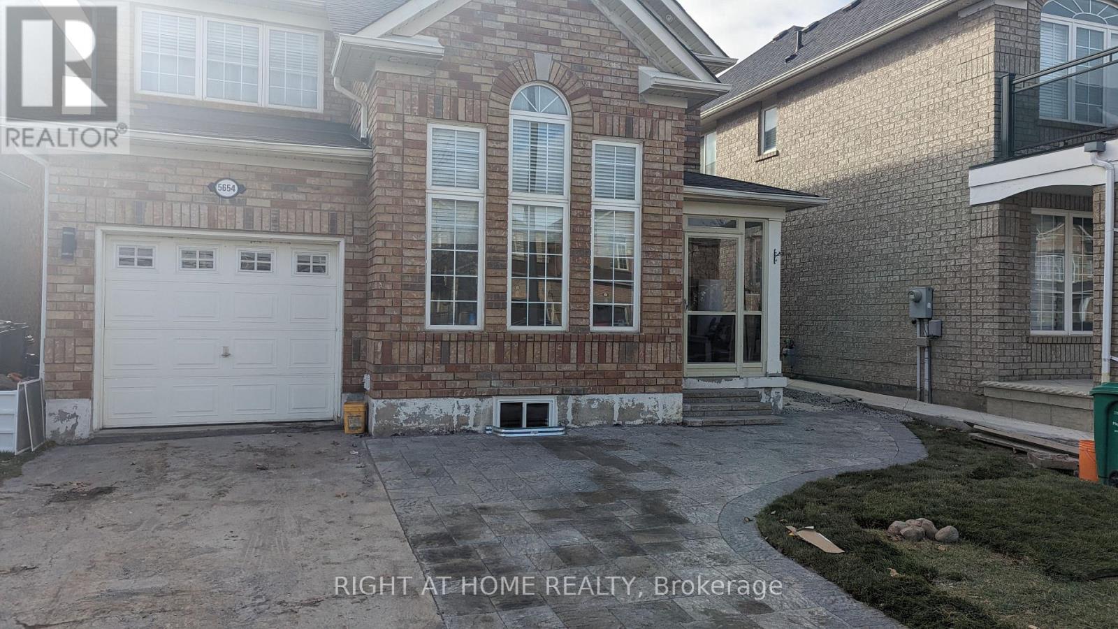 Detached at 5654 CHURCHILL MEADOWS BOULEVARD, Mississauga