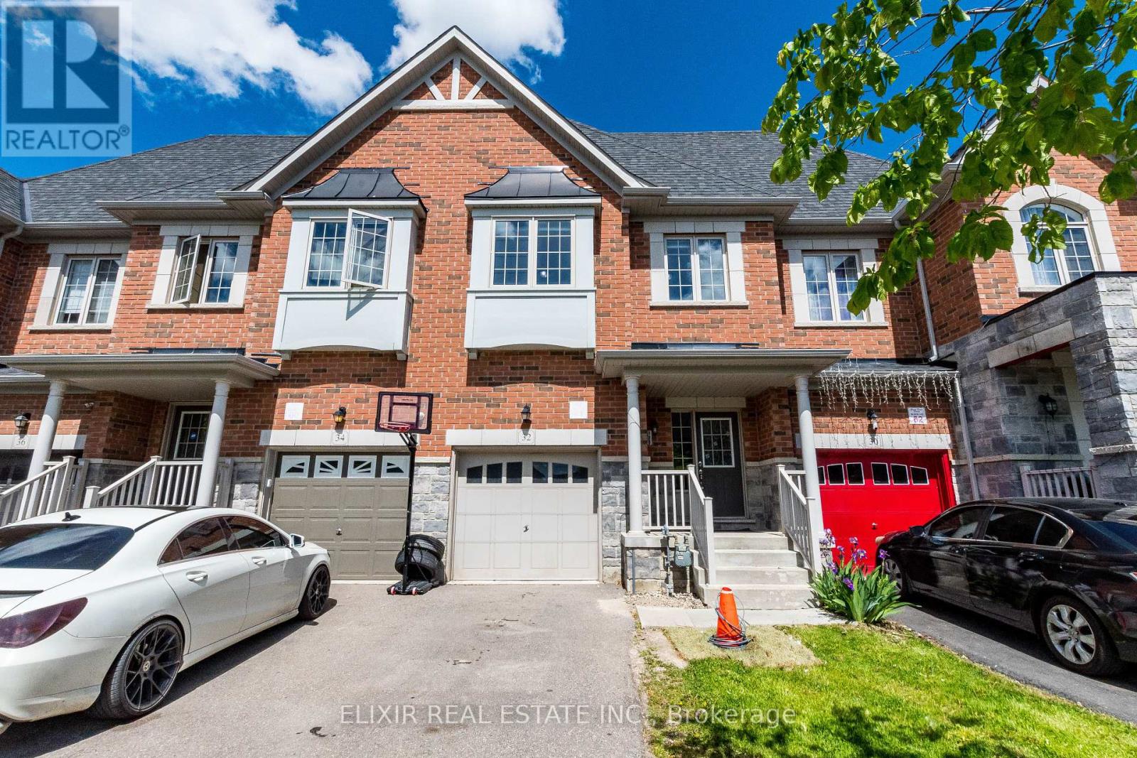 Townhouse at 32 YATELY STREET, Brampton (Northwest Brampton)