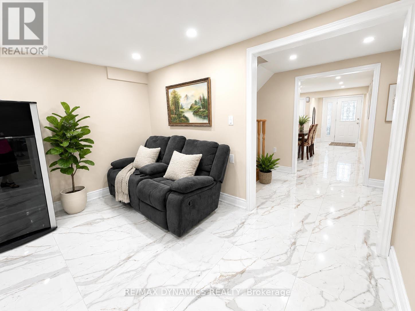 Semi-Detached/Link at 89 HUCKNALL ROAD, Toronto