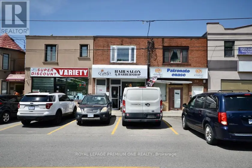 Other at B - 312 RUSTIC ROAD, Toronto (Maple Leaf)