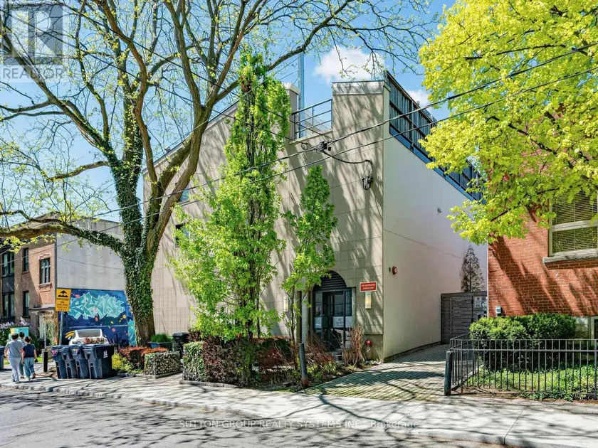 Townhouse at 5 - 6 BARTLETT AVENUE W, Toronto