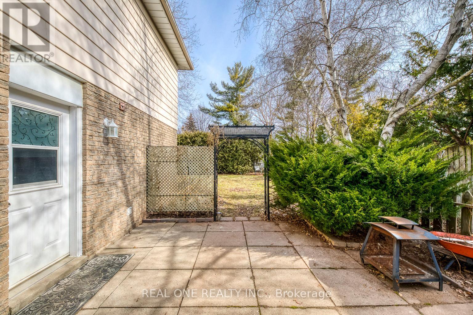 Detached at 533 TIPPERTON CRESCENT, Oakville