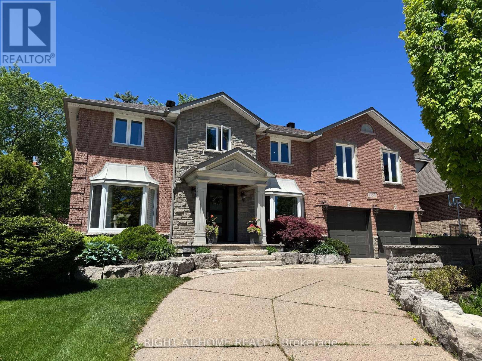 Detached at 2134 GRENVILLE DRIVE, Oakville (WC Wedgewood Creek)