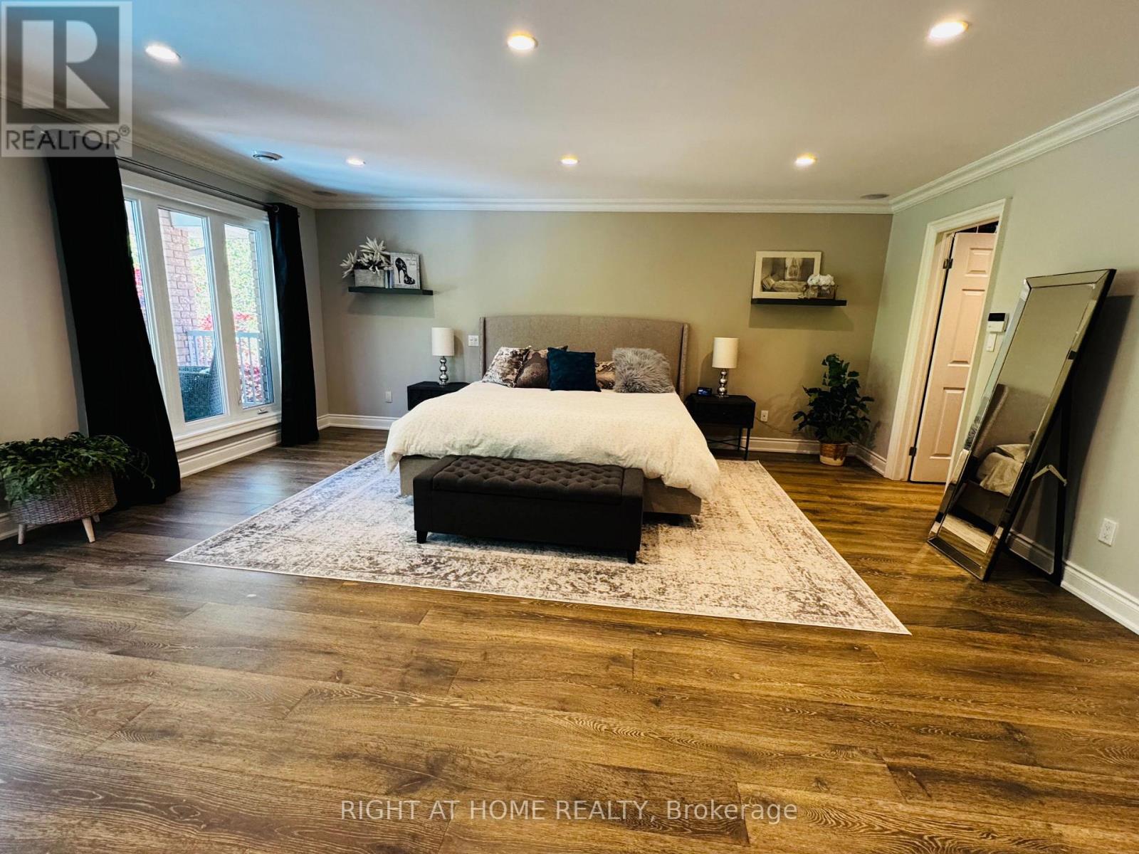 Detached at 2134 GRENVILLE DRIVE, Oakville