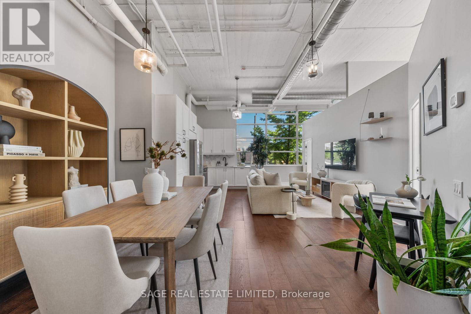 Apartment at 123 - 1001 ROSELAWN AVENUE, Toronto (Briar Hill-Belgravia)