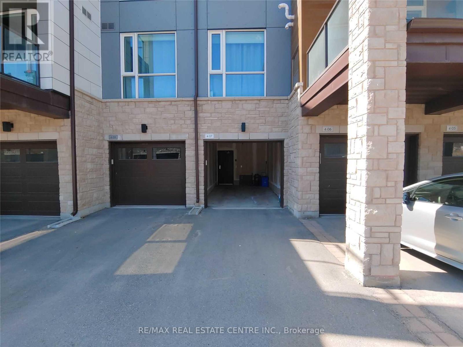 Townhouse at 211 - 2393 BRONTE ROAD, Oakville
