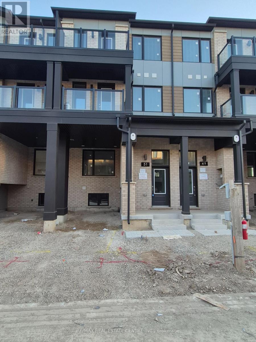 Townhouse at 51 THORNBIRD CRESCENT, Brampton