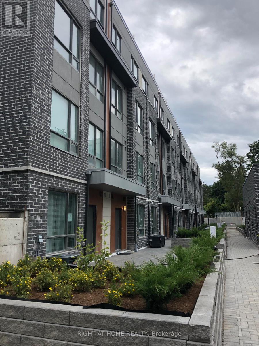 Townhouse at 38 - 650 ATWATER AVENUE, Mississauga