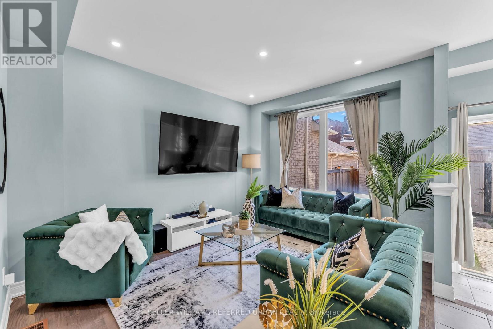 Townhouse at 36 LEDGER POINT CRESCENT, Brampton
