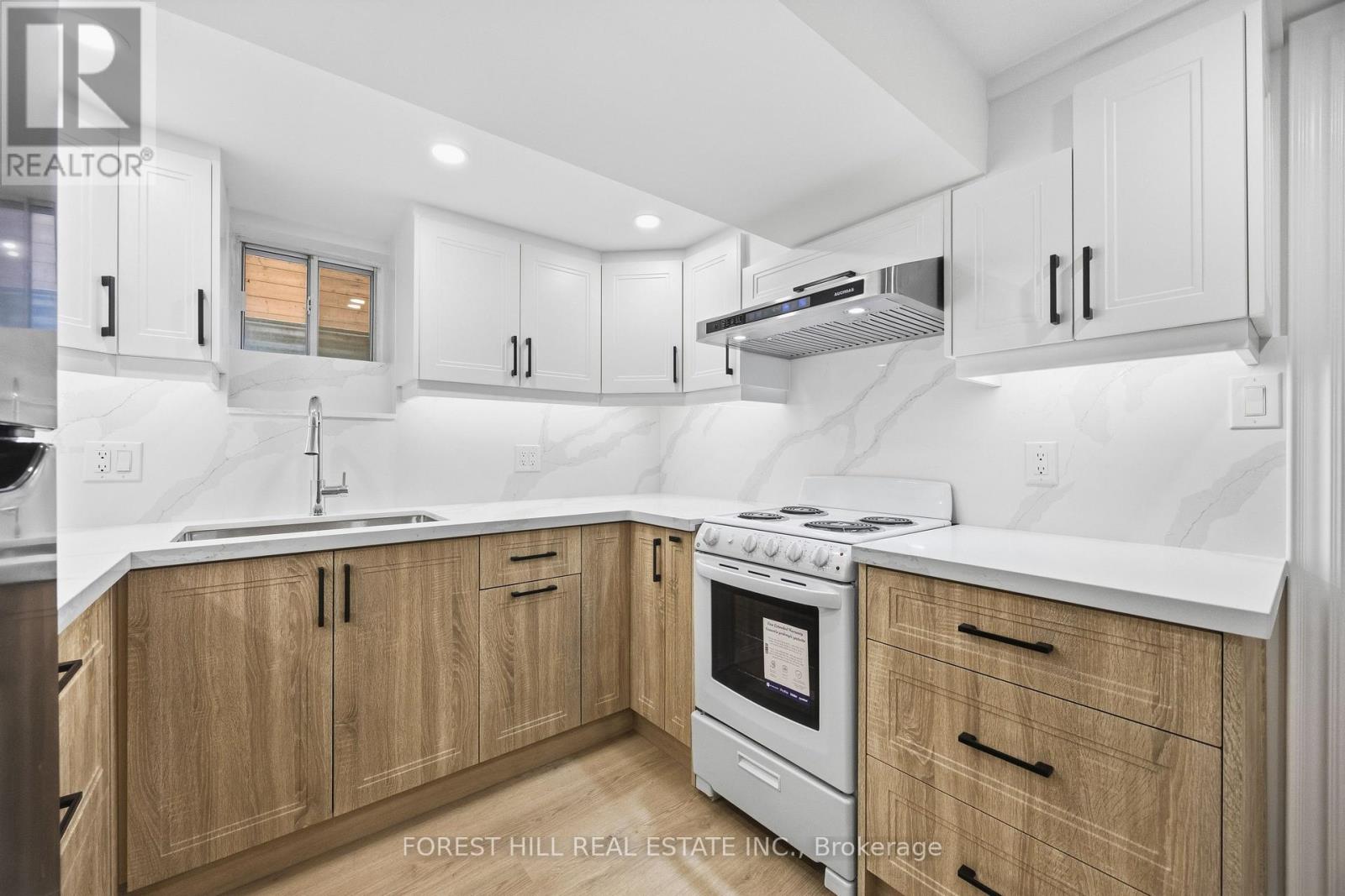 Detached at BASEMENT - 54 GWYNNE AVENUE, Toronto (South Parkdale)