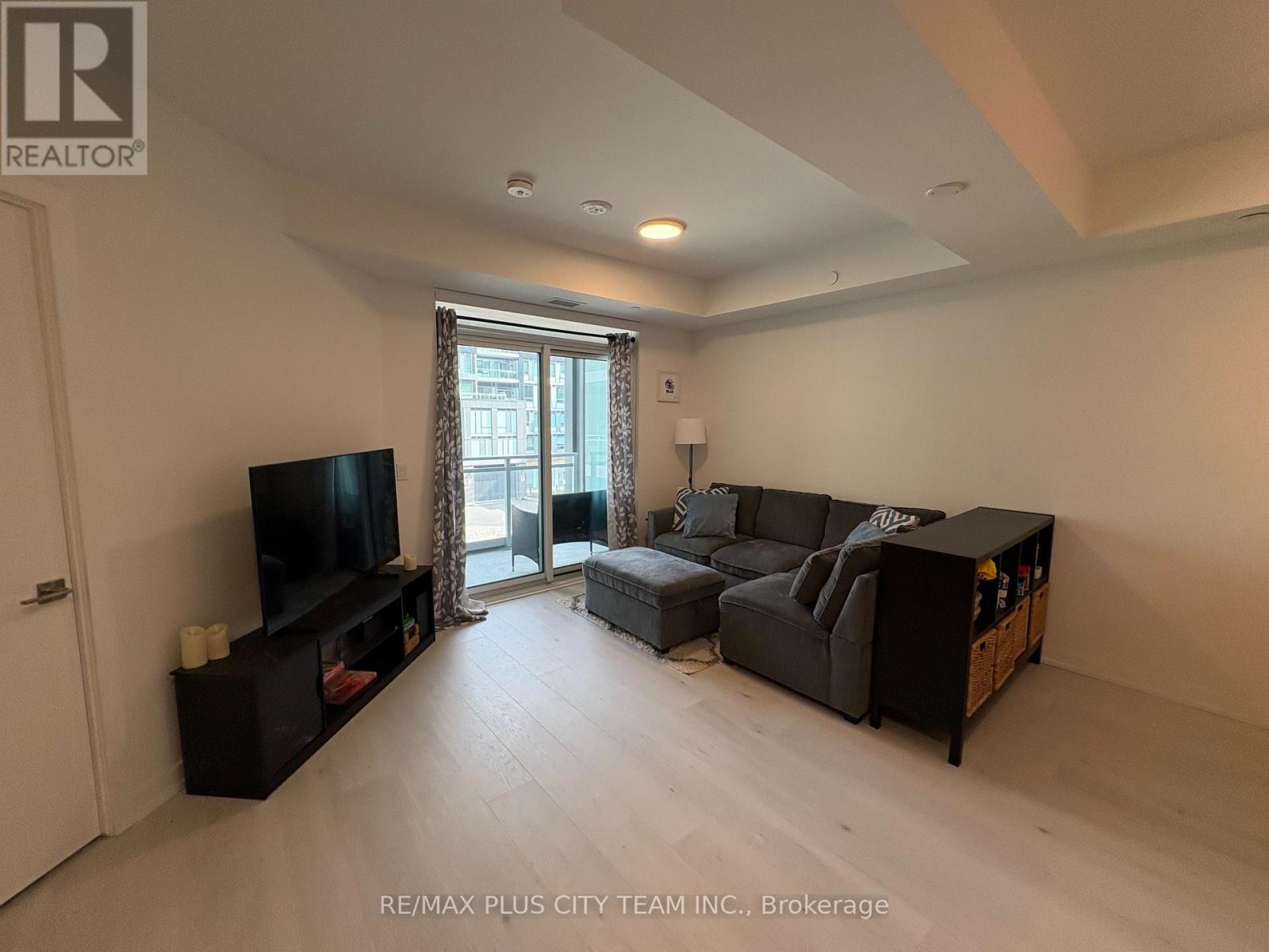 Apartment at 345 - 2501 SAW WHET BOULEVARD, Oakville