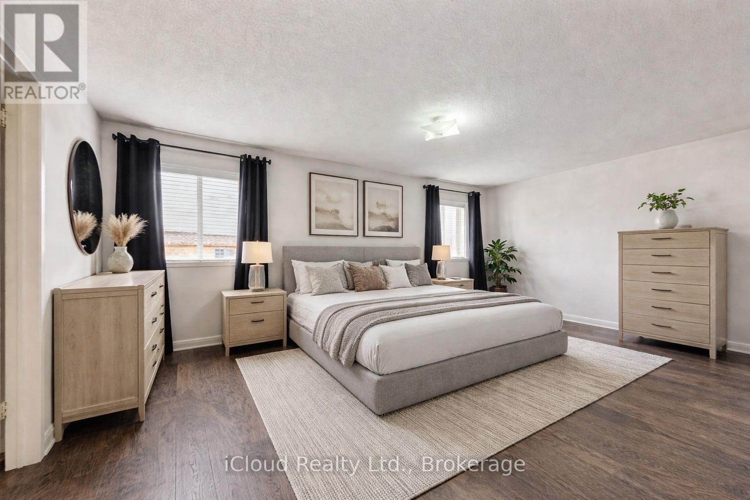 Detached at 1013 MCCUAIG DRIVE, Milton
