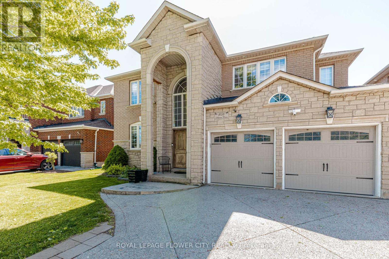 Detached at 1058 AGRAM DRIVE, Oakville (JC Joshua Creek)
