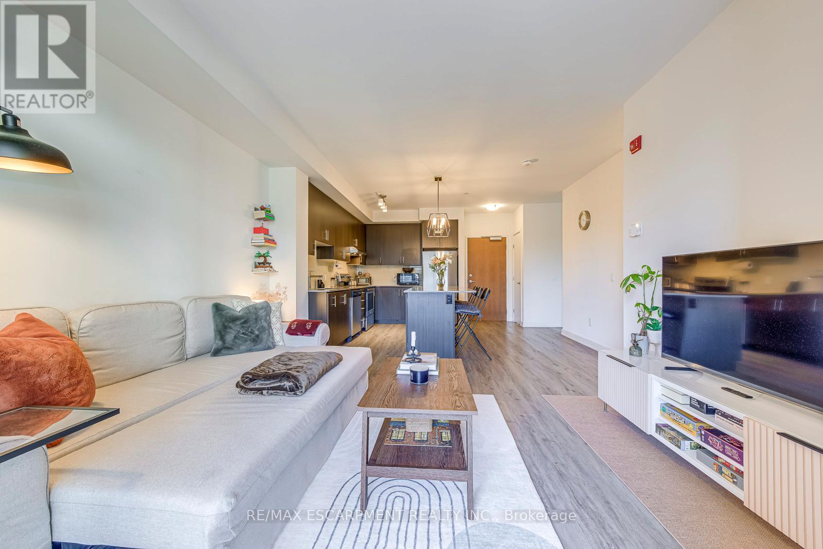 Apartment at 303 - 320 PLAINS ROAD E, Burlington