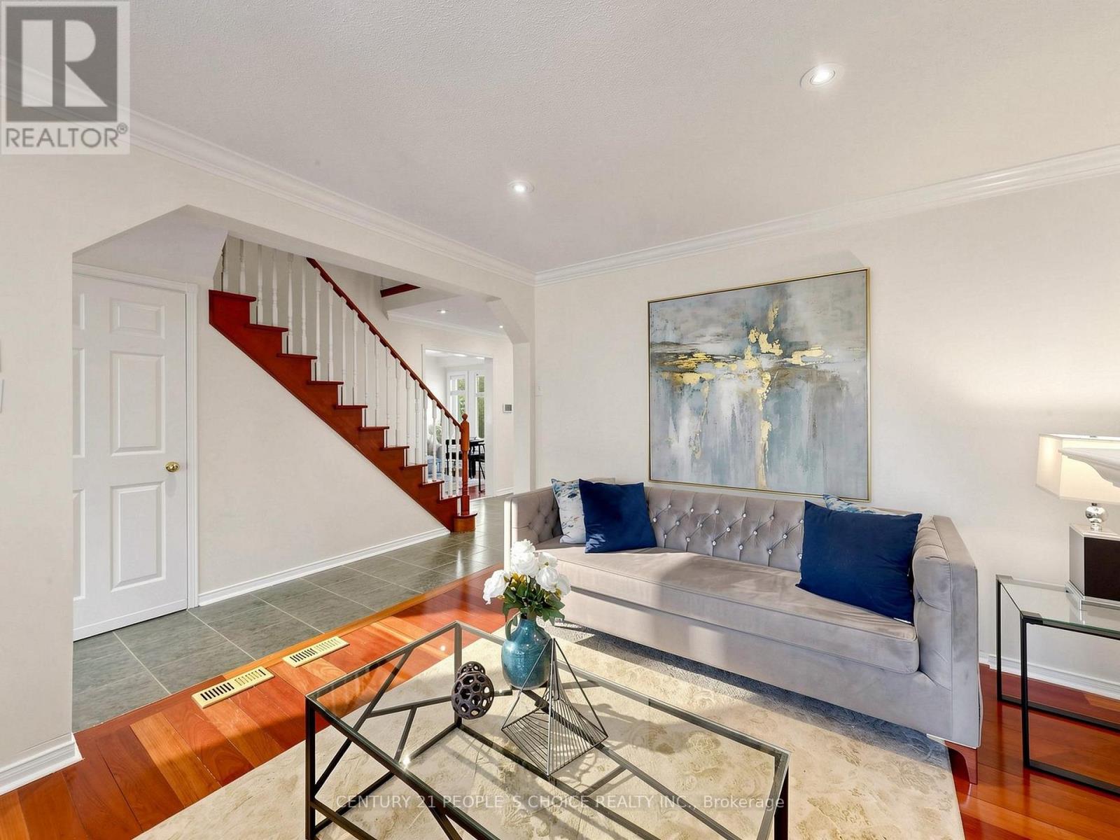 Detached at 5615 WHITEHORN AVENUE, Mississauga
