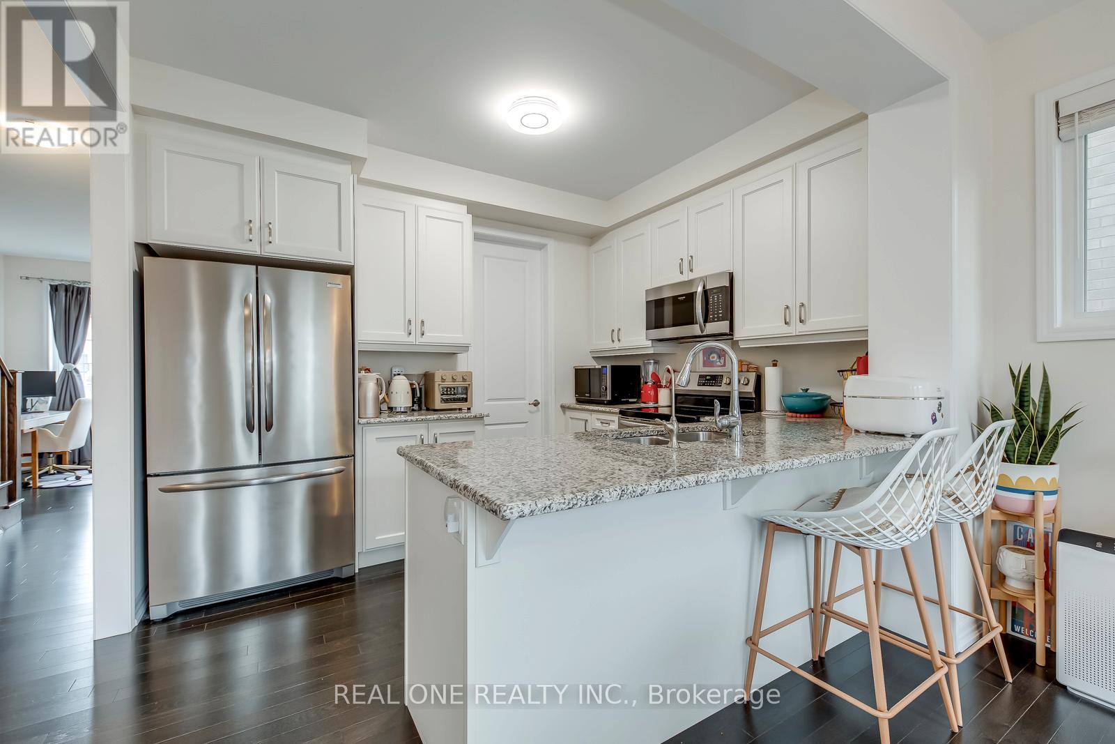 Townhouse at 11 - 3256 CHARLES FAY PASS, Oakville