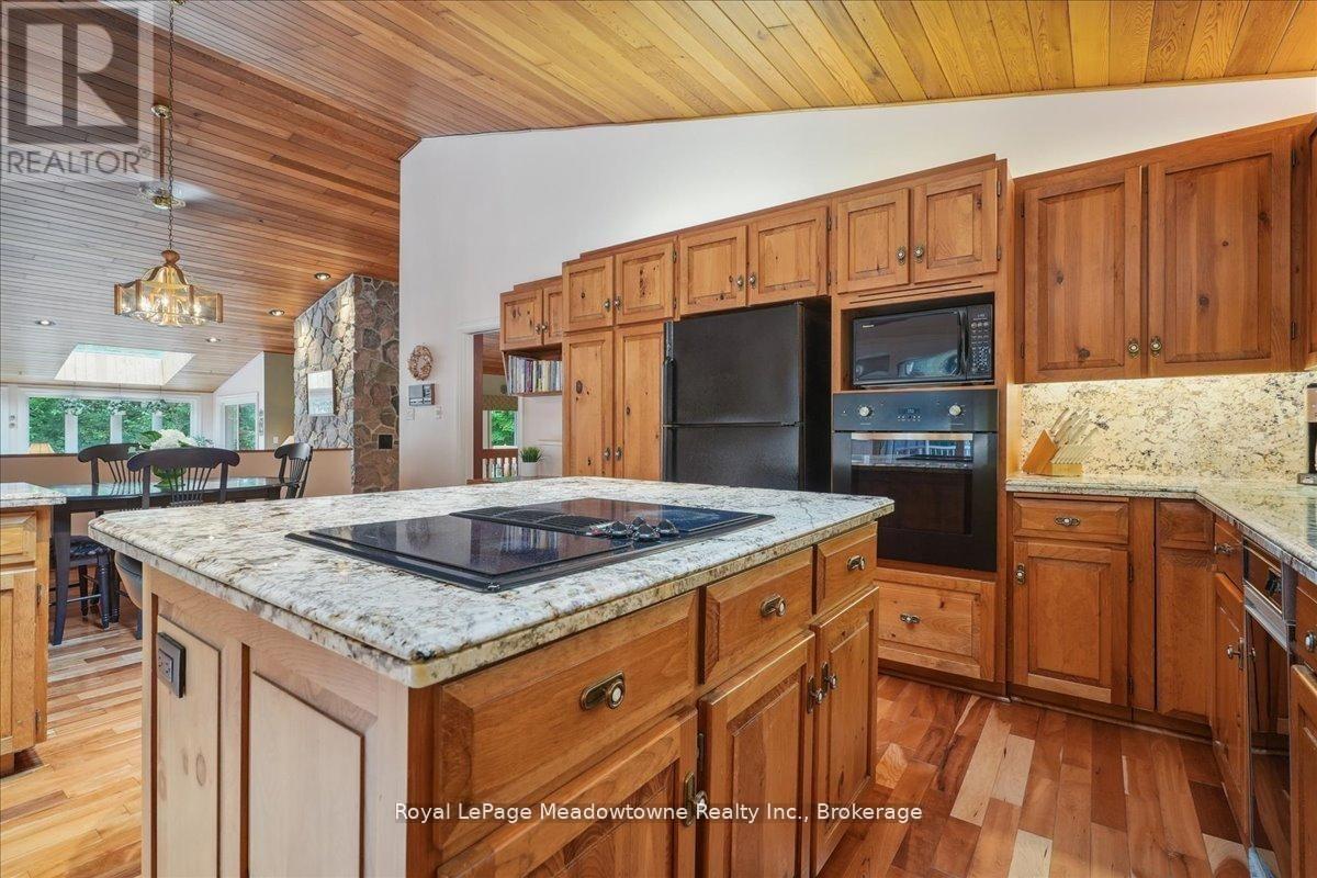 Detached at 5590 STEELES AVENUE W, Milton