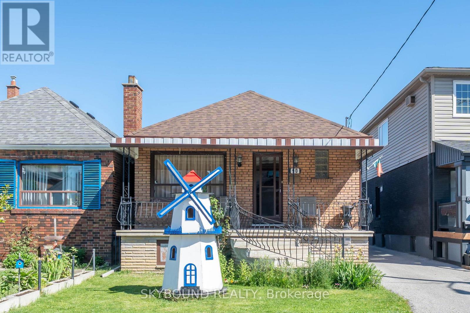 Detached at 90 YPRES ROAD, Toronto (Keelesdale-Eglinton West)