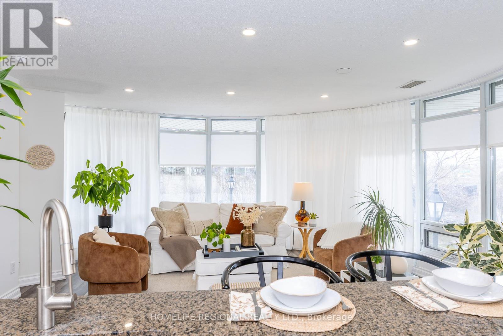Apartment at 204 - 15 WINDERMERE AVENUE, Toronto