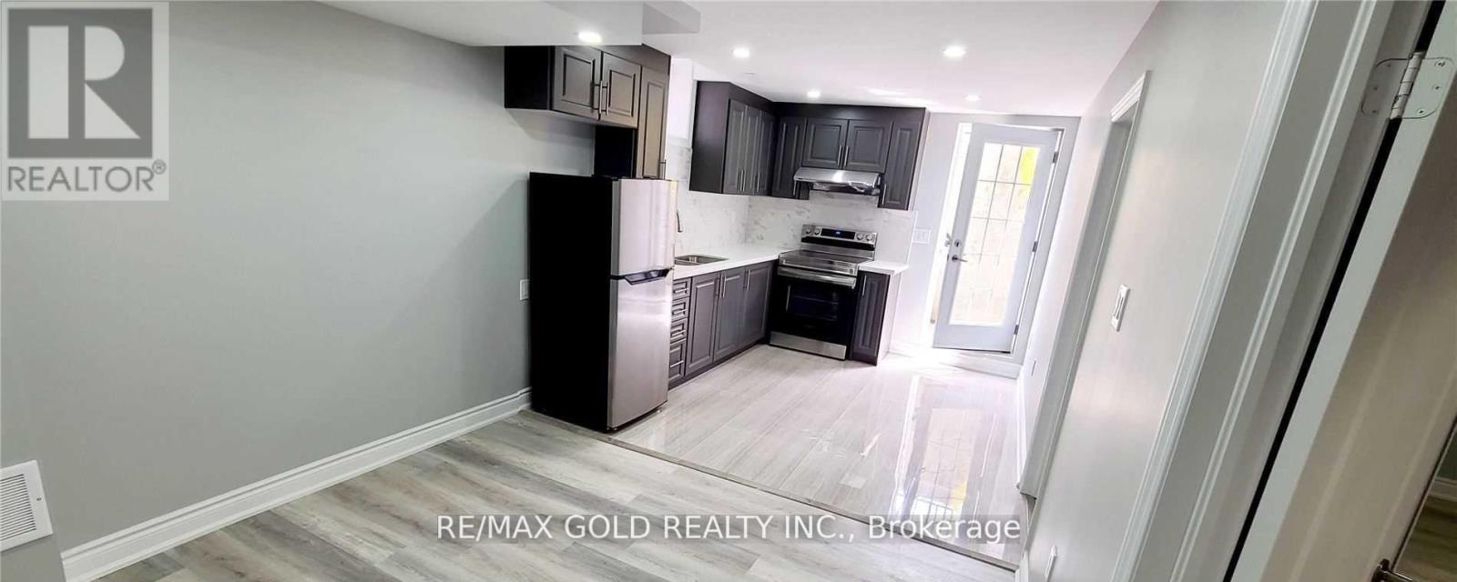 Semi-Detached/Link at BSMT - 29 SUNNY GLEN CRESCENT, Brampton