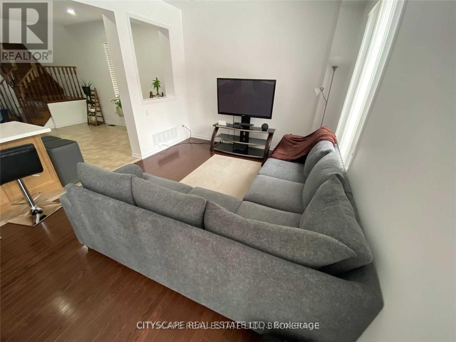 Semi-Detached/Link at UPPER - 20 PENTONVILLE ROAD, Brampton
