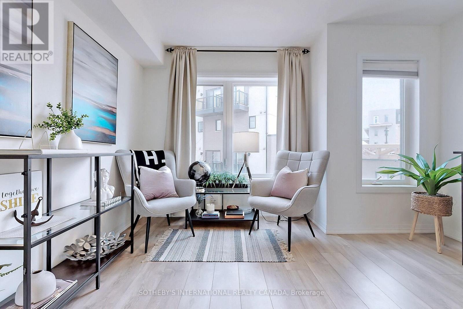 Townhouse at 27 THOMAS MULHOLLAND DRIVE, Toronto