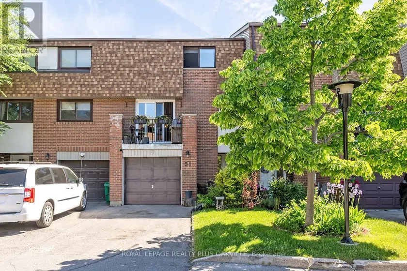 Townhouse at 51 - 1051 CEDARGLEN GATE, Mississauga (Erindale)