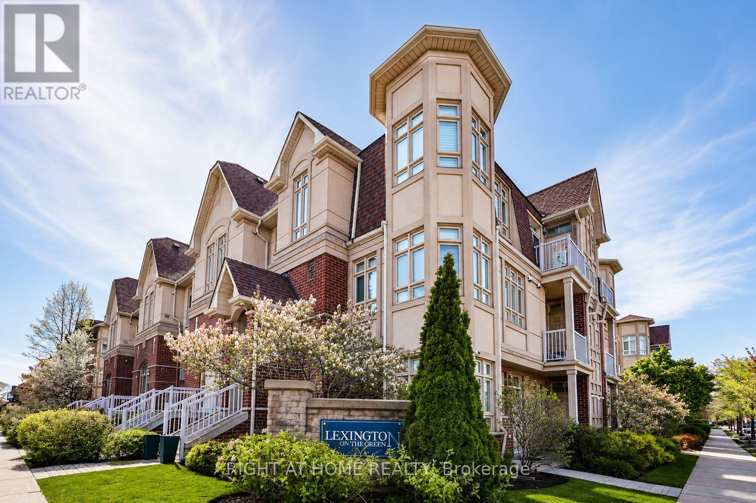 Townhouse at 8 - 1949 LAWRENCE AVENUE W, Toronto