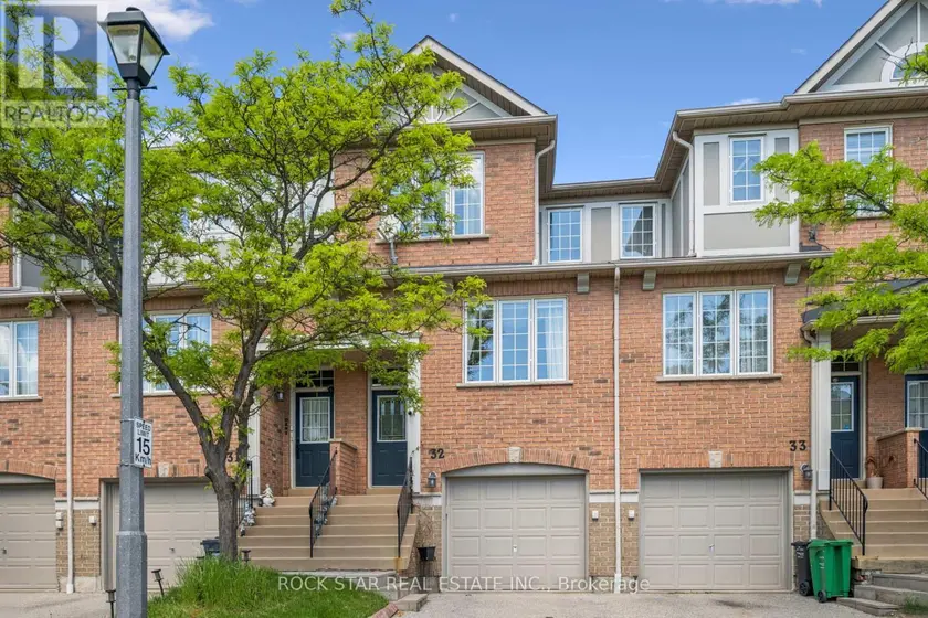 Townhouse at 32 - 5055 HEATHERLEIGH AVENUE, Mississauga (East Credit)