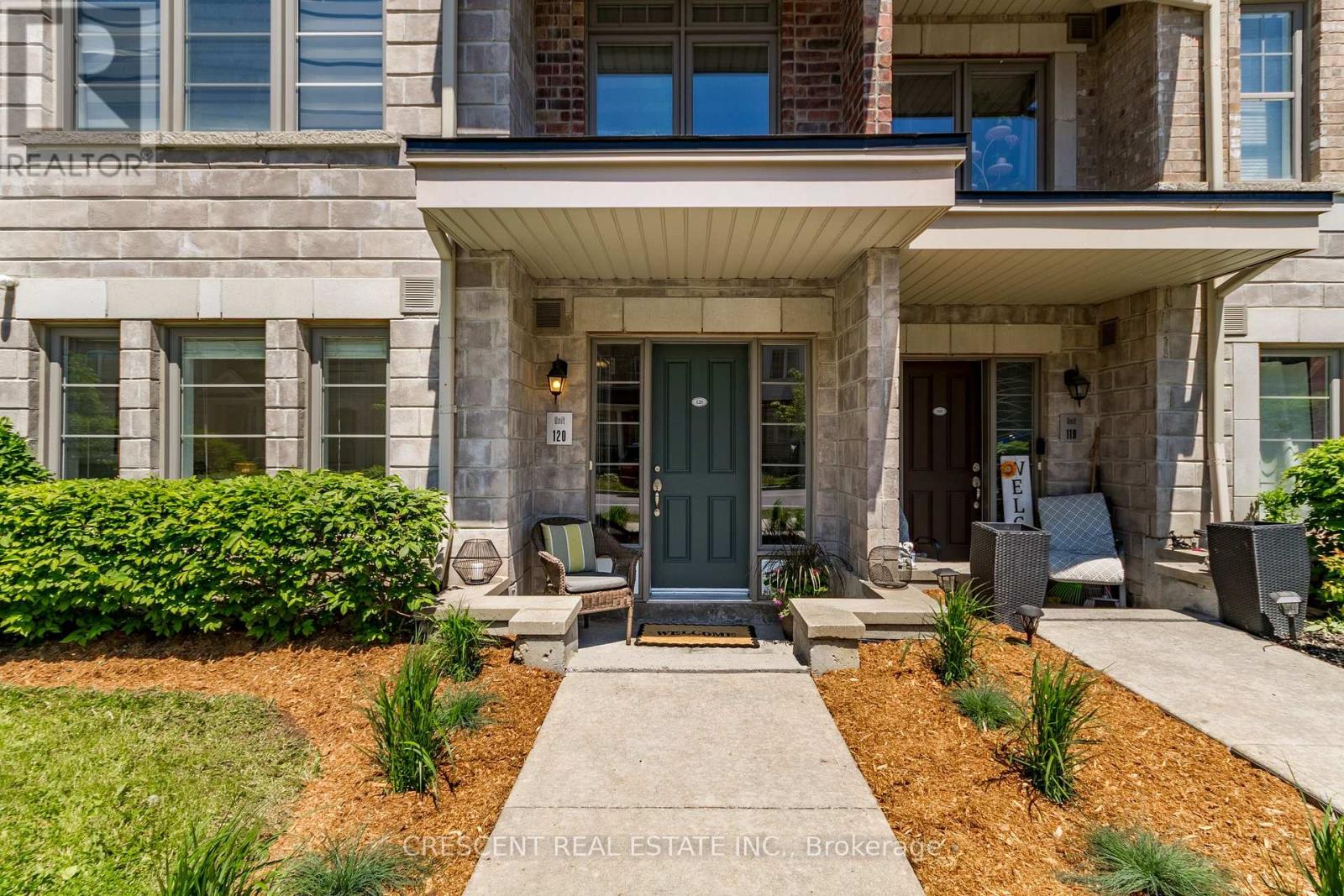 Townhouse at 120 - 80 PARROTTA DRIVE, Toronto (Humberlea-Pelmo Park)