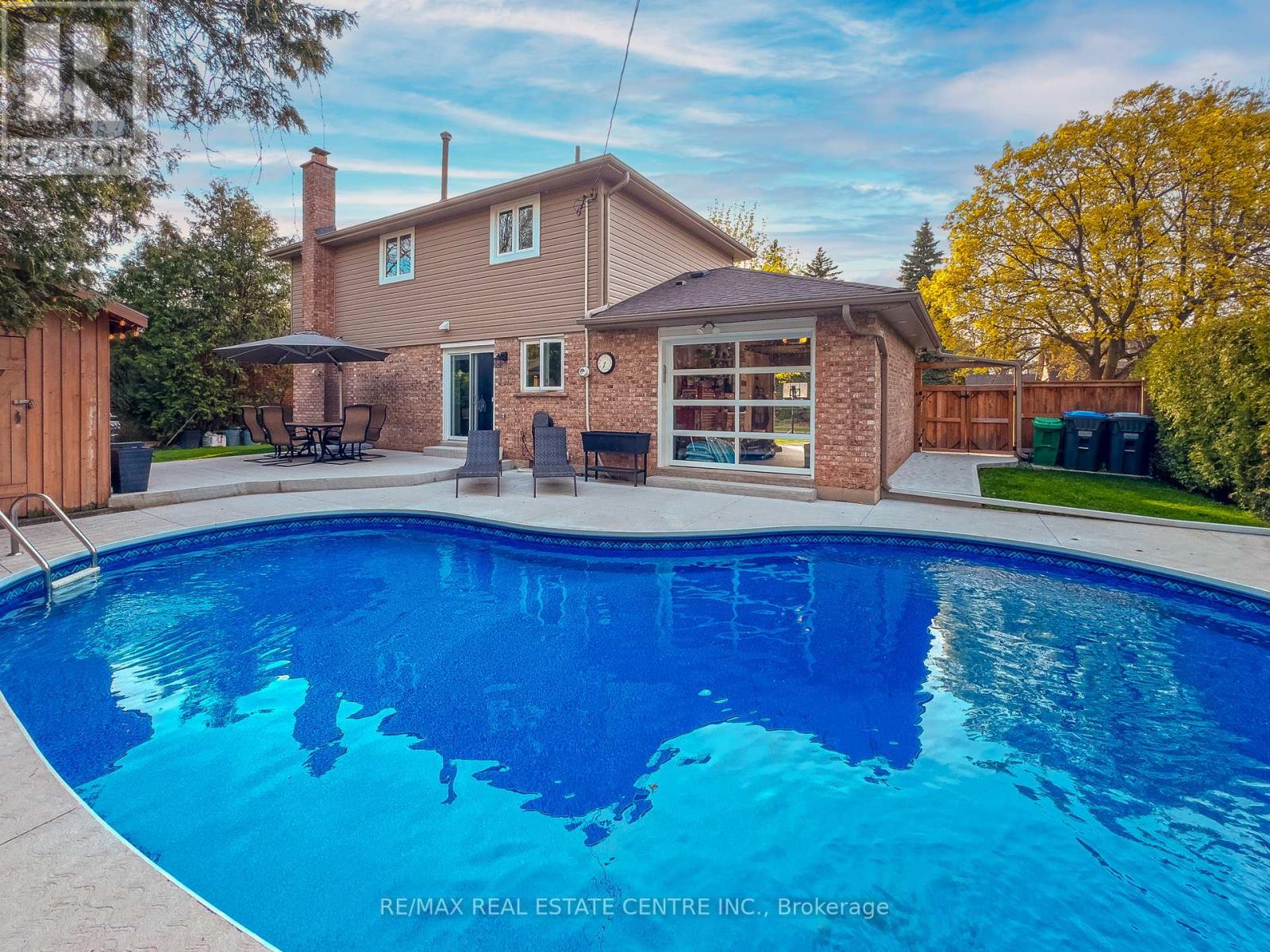 Detached at 35 TRELEAVEN DRIVE, Brampton (Brampton South)
