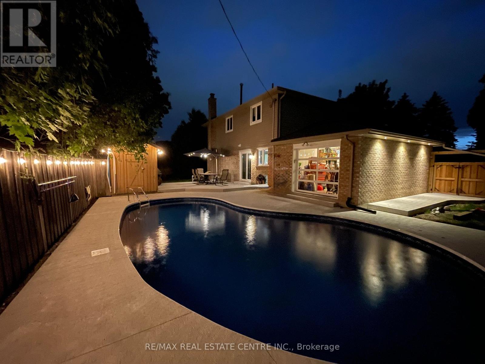Detached at 35 TRELEAVEN DRIVE, Brampton