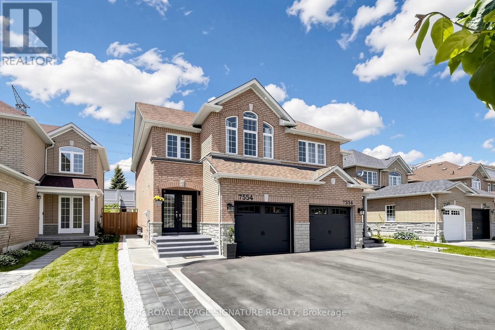 Semi-Detached/Link at 7554 BLACK WALNUT TRAIL, Mississauga (Lisgar)
