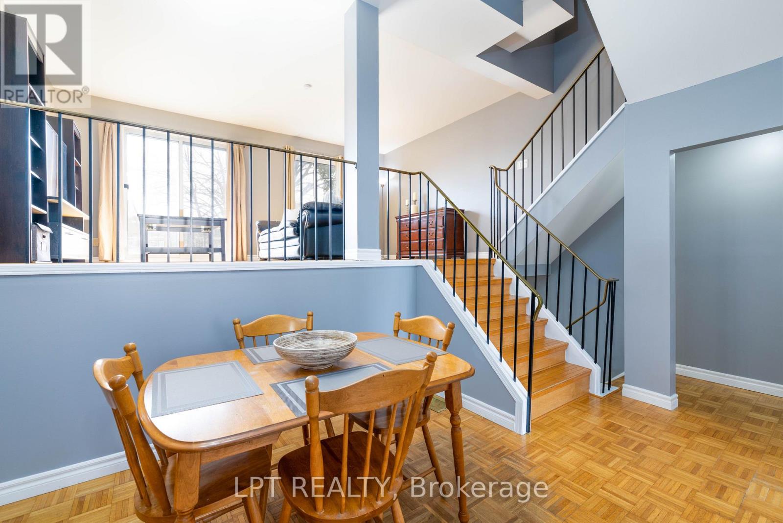Townhouse at 117 - 2315 BROMSGROVE ROAD, Mississauga (Clarkson)