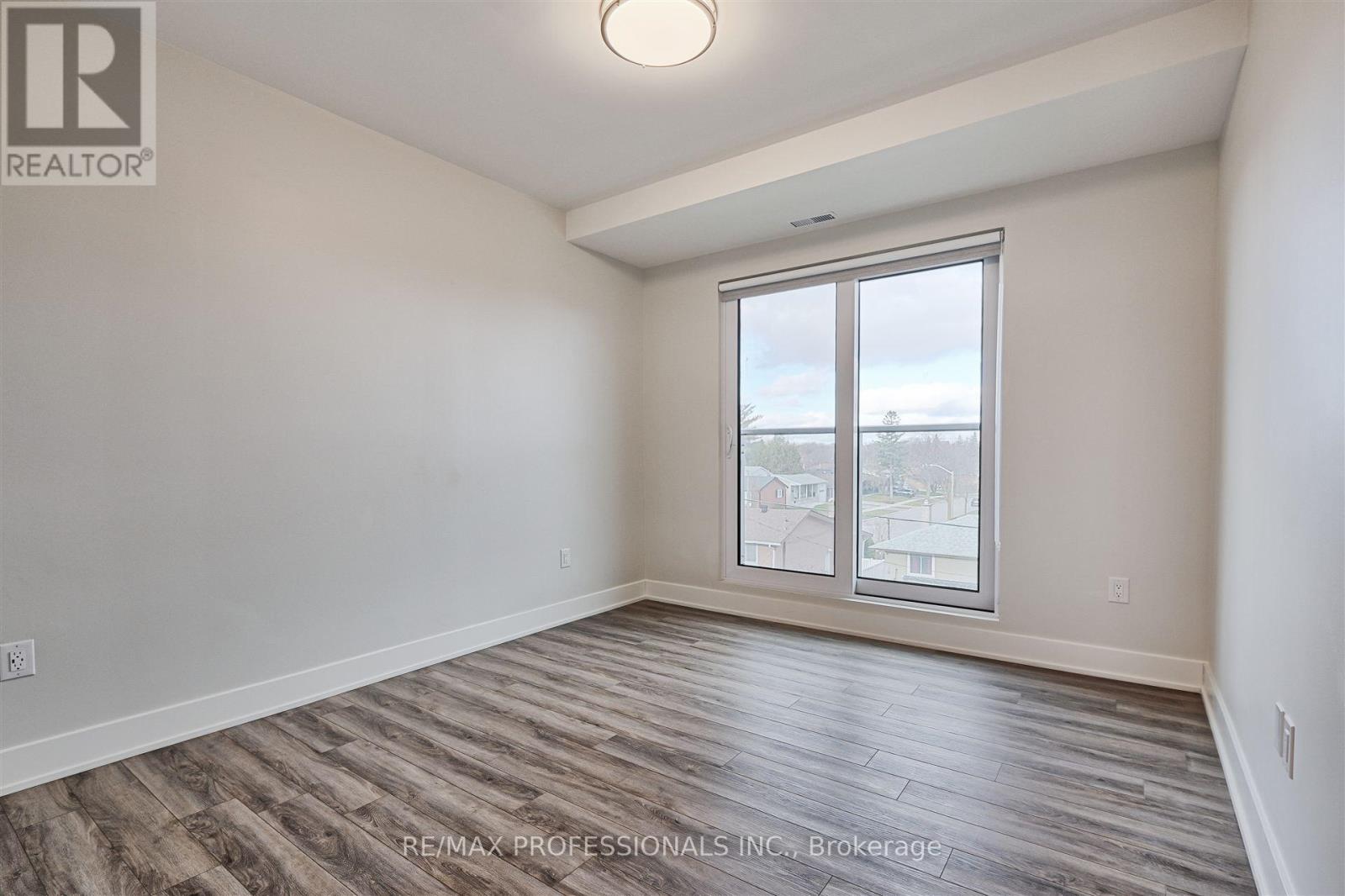 Townhouse at 140 - 62 DIXFIELD DRIVE, Toronto