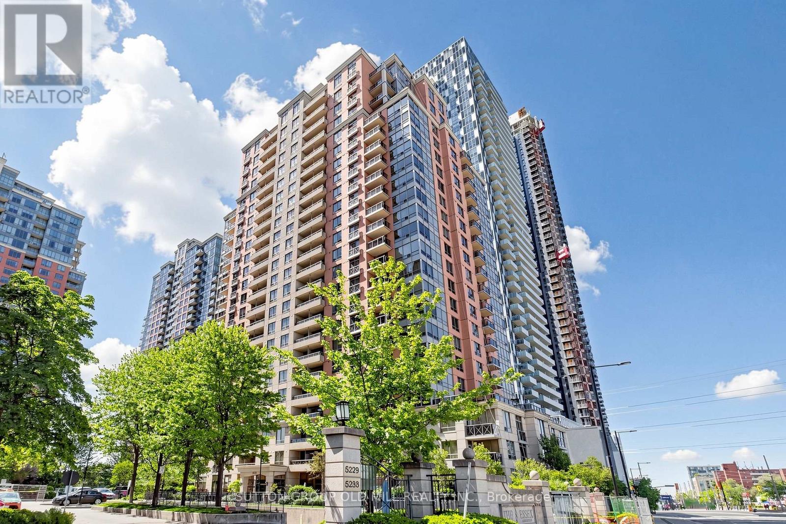 Apartment at 1716 - 5233 DUNDAS STREET W, Toronto