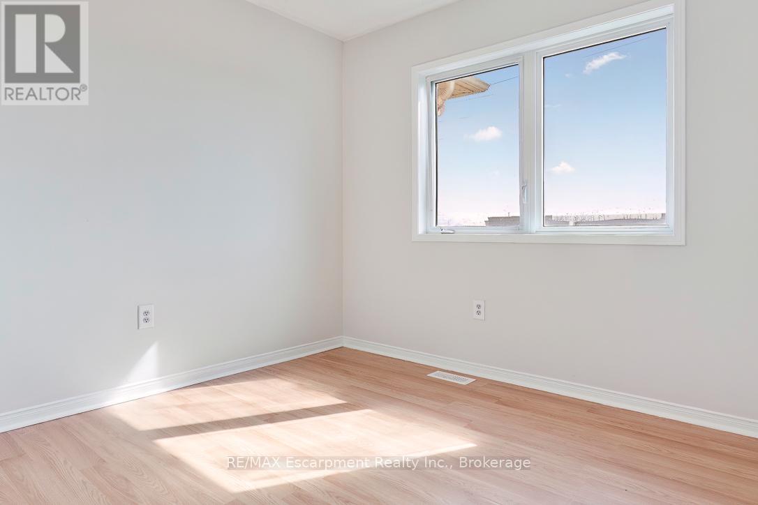 Townhouse at 4832 CAPRI CRESCENT, Burlington