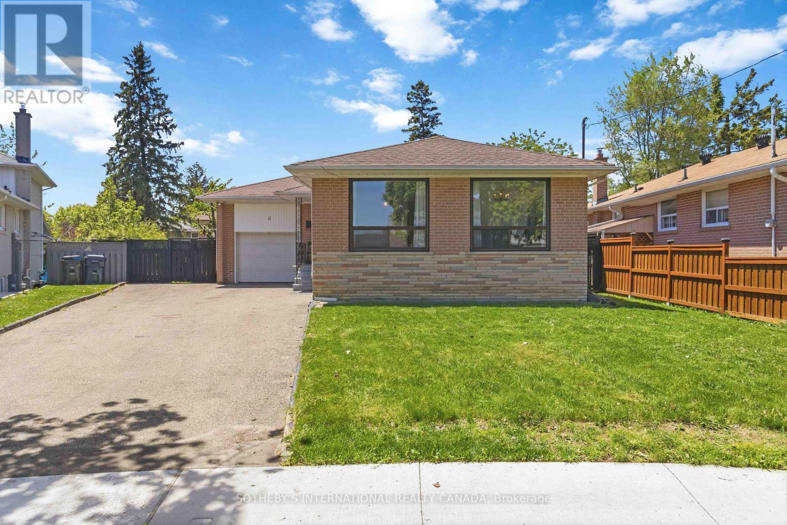 Detached at 11 PAGODA PLACE, Toronto (Thistletown-Beaumonde Heights)