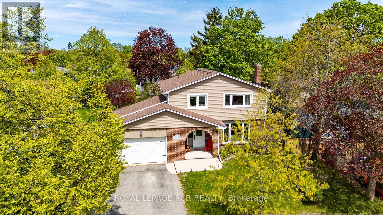 Detached at 3 BRIGHTON PLACE, Orangeville