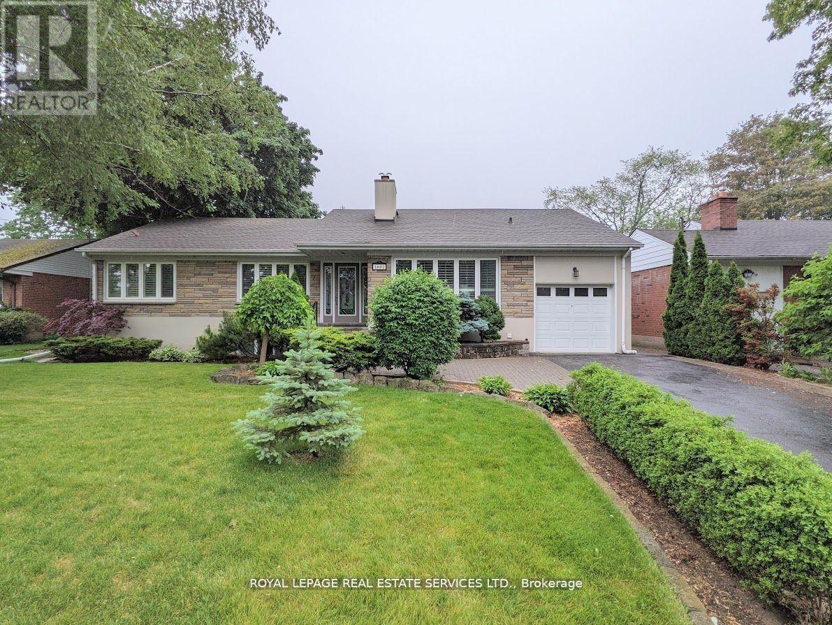 Detached at 1602 LINCOLNSHIRE BLVD. BOULEVARD, Mississauga
