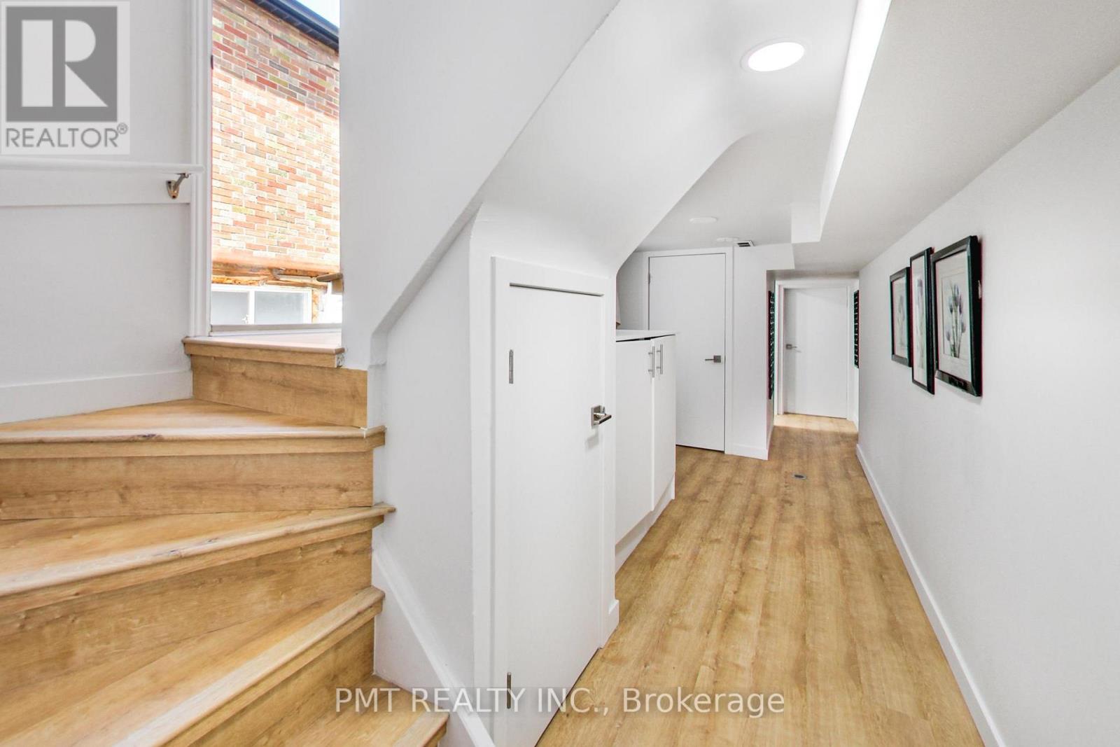 Detached at 25 RONALD AVENUE, Toronto