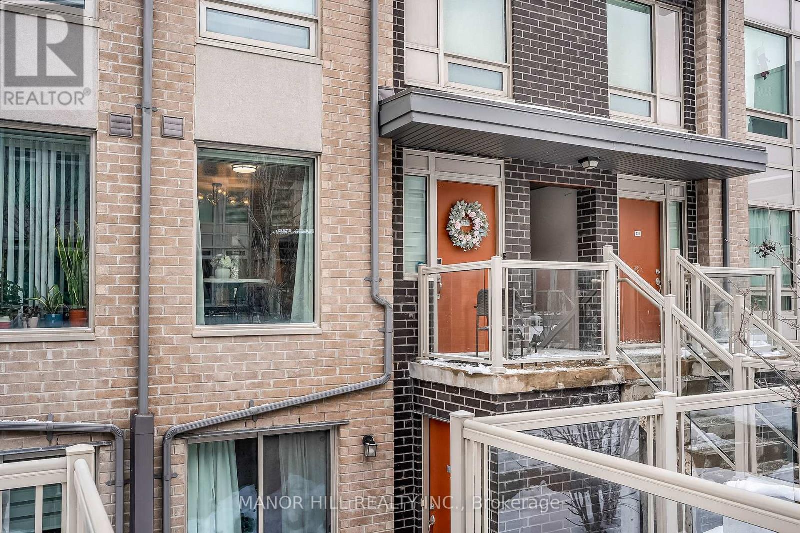 Townhouse at 228 - 7 APPLEWOOD LANE, Toronto (Etobicoke West Mall)