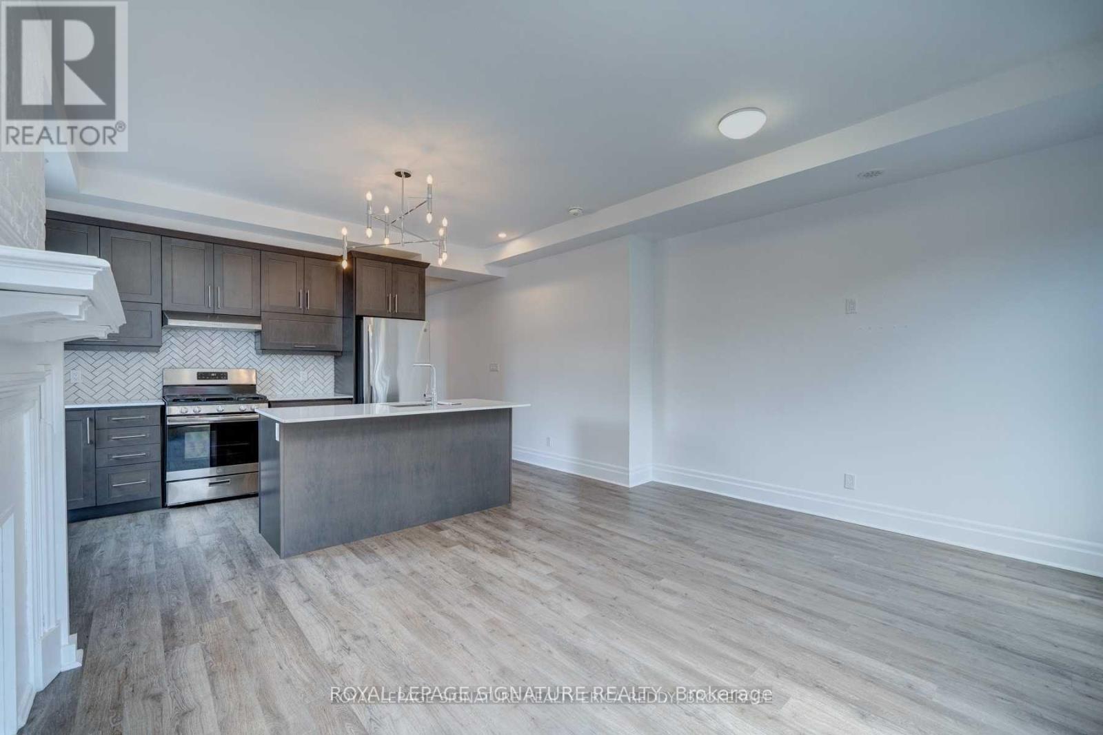 Multiplex at 2B - 1 LANSDOWNE AVENUE, Toronto