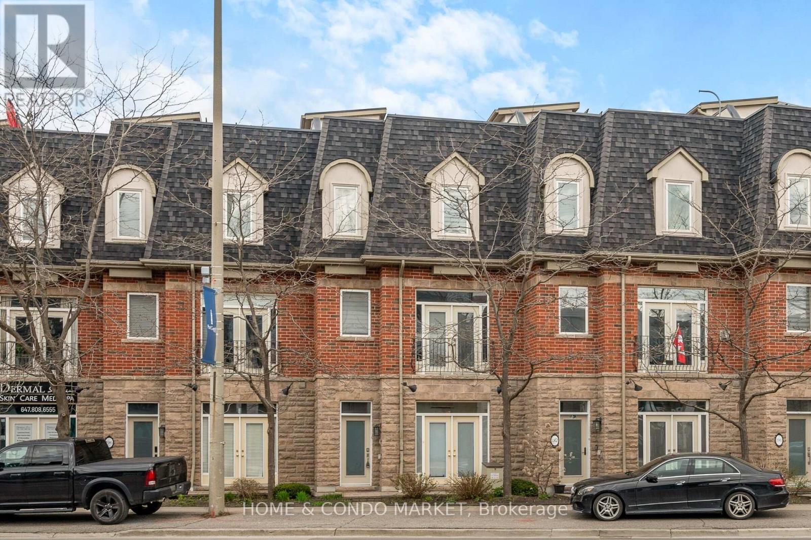 Townhouse at 194 LAKESHORE ROAD W, Mississauga (Port Credit)