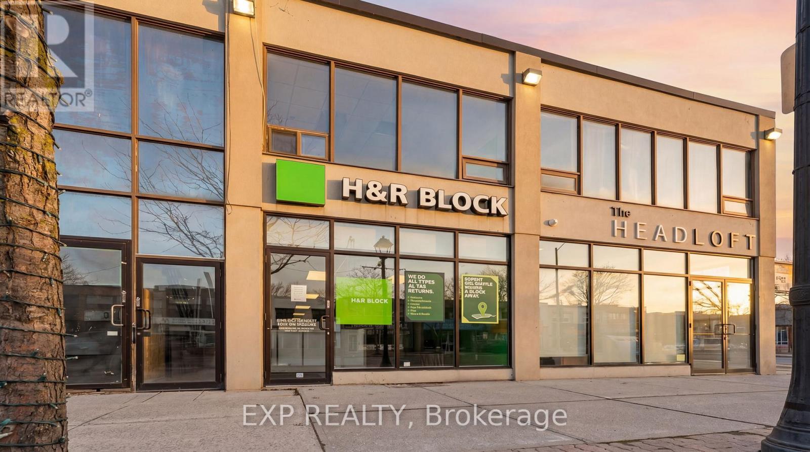 Other at 258 LAKESHORE ROAD E, Mississauga (Port Credit)