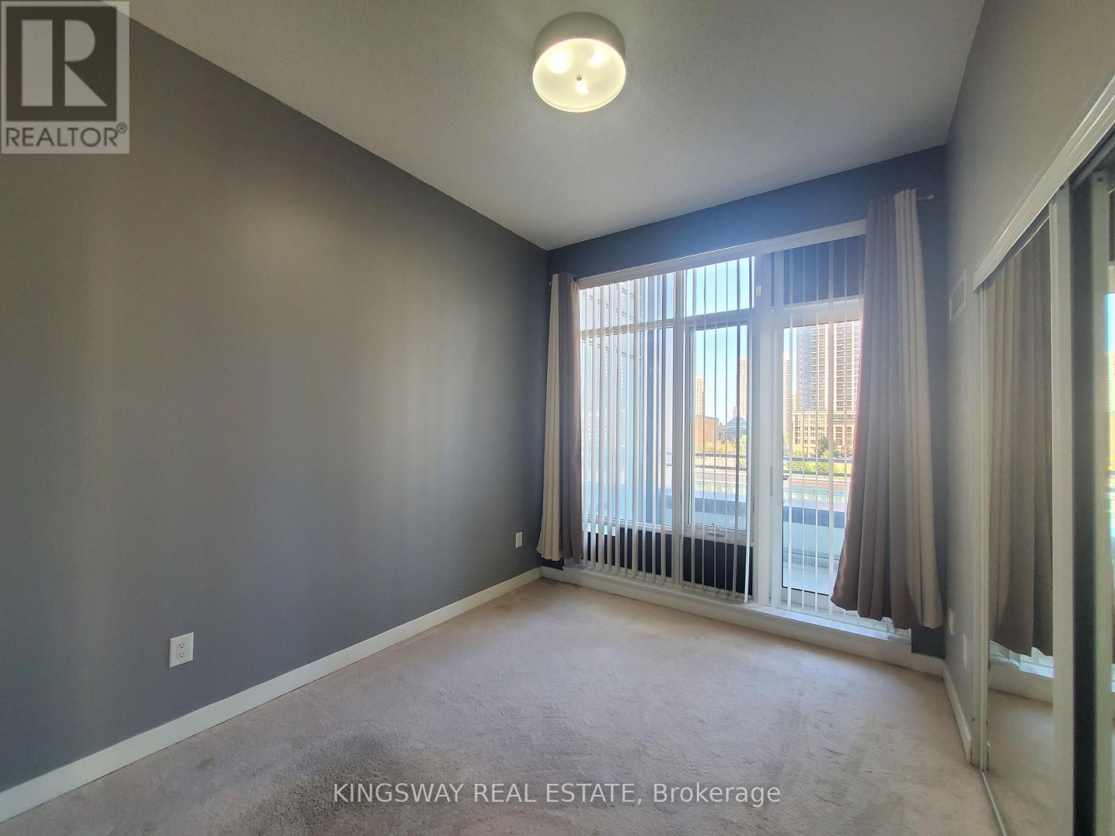 Apartment at 405 - 365 PRINCE OF WALES DRIVE, Mississauga
